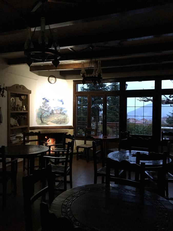 Hotel Makkas Krentis Bagian luar foto